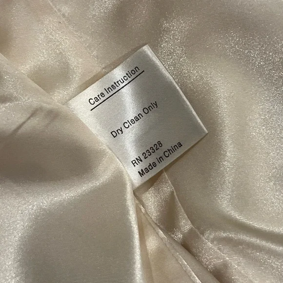 Kristin Blake faux fur coat - Picture 5 of 8